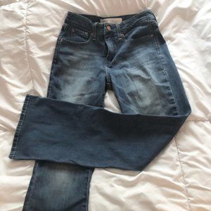 levi’s low rise bootcut jeans